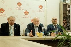 Встреча адвокатов Камчатки с президентом Федеральной палаты адвокатов России Юрием Пилипенко Встреча адвокатов Камчатки с президентом Федеральной палаты адвокатов России Юрием Пилипенко